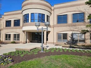 3021 E 98th St, Indianapolis, IN for lease Building Photo- Image 1 of 5