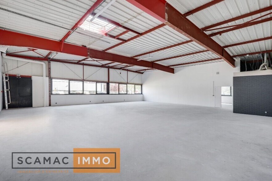 Industrial in Villebon-sur-Yvette for lease - Building Photo - Image 2 of 6