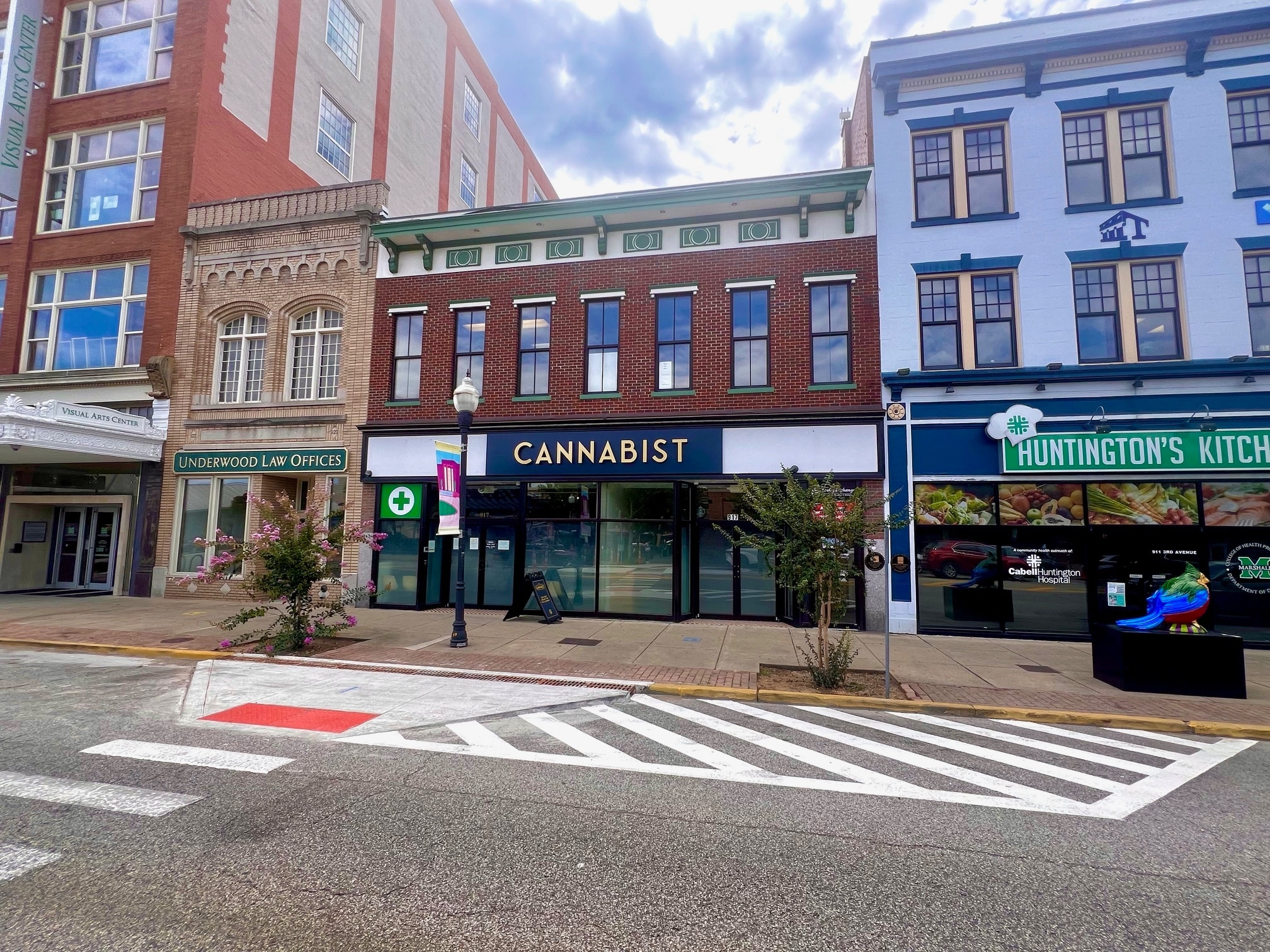 917 3rd Ave, Huntington, WV for lease Primary Photo- Image 1 of 8