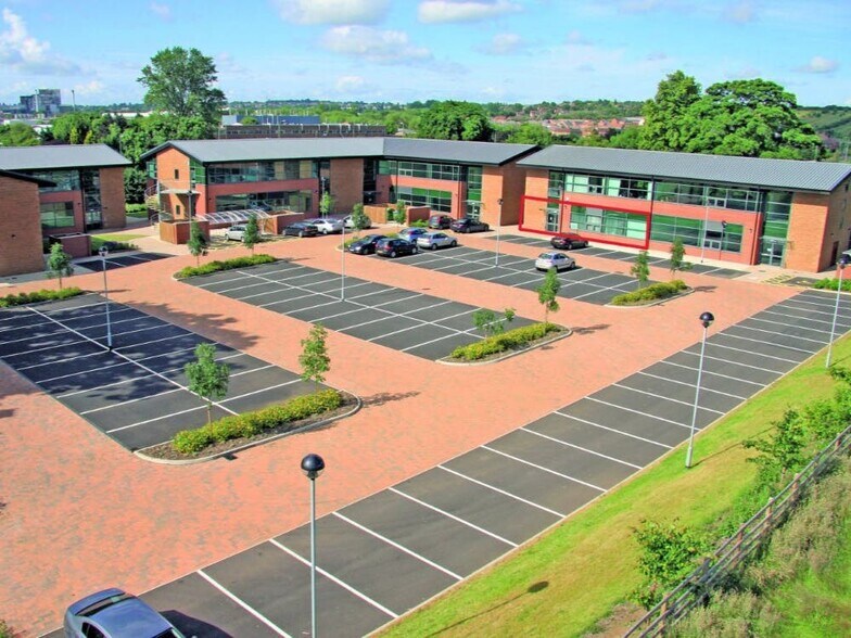 1B Banbury Office Village, Banbury à louer - Photo du bâtiment - Image 2 de 5