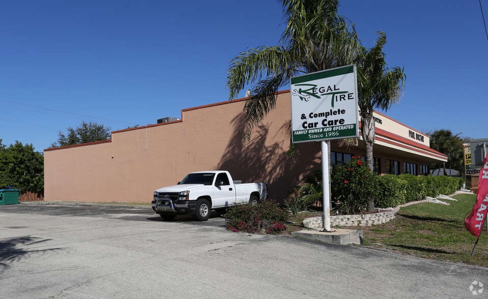 2104 Del Prado Blvd S, Cape Coral, FL for lease - Building Photo - Image 2 of 4