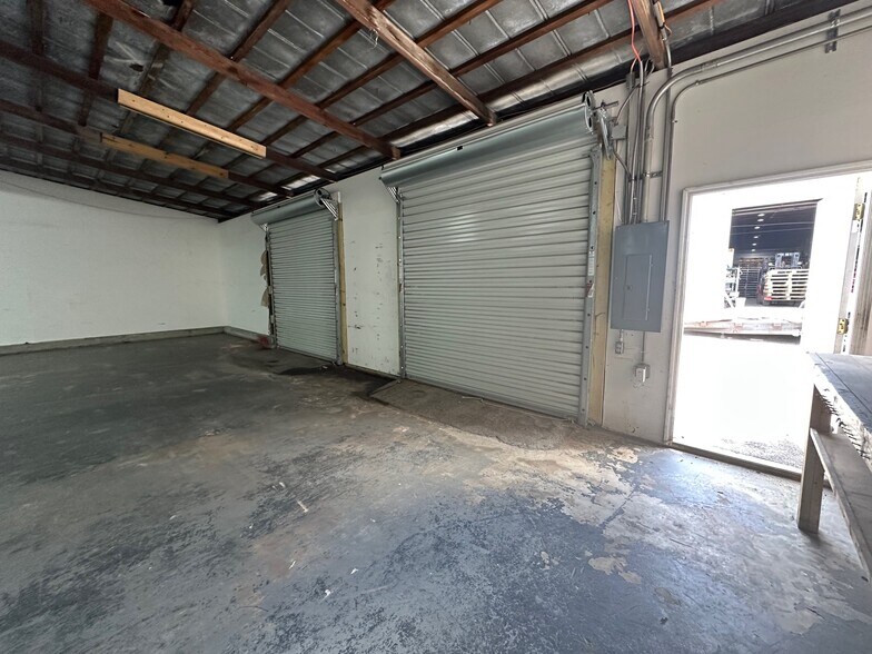 614-618 Grand Central St, Clearwater, FL à louer - Photo du bâtiment - Image 2 de 14