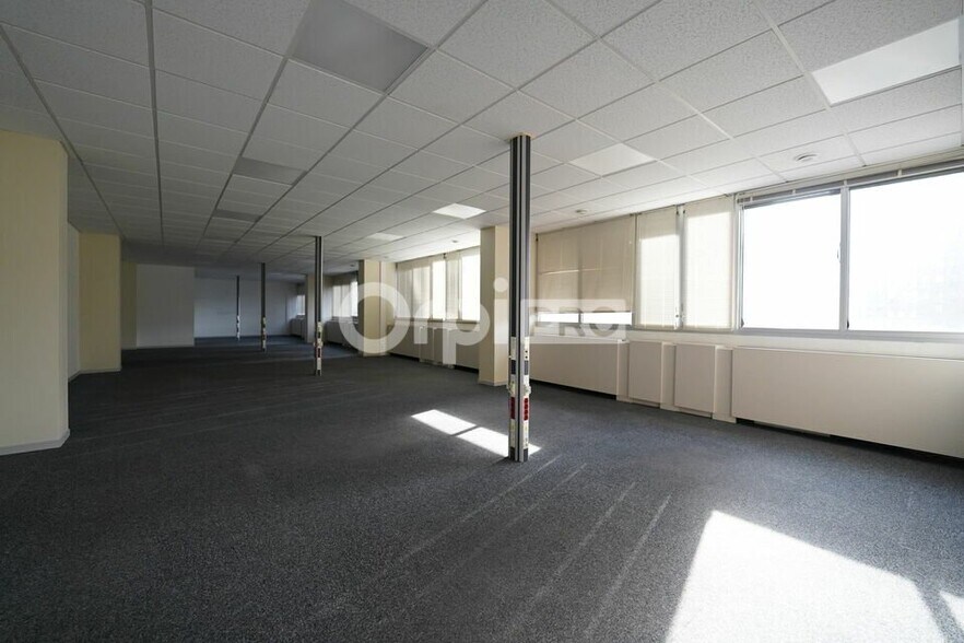 20 Boulevard Eugène Deruelle, Lyon for lease - Interior Photo - Image 2 of 28
