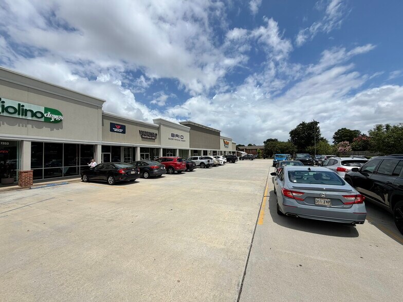 7335-7373 Jefferson Hwy, Harahan, LA à louer - Photo du bâtiment - Image 3 de 39