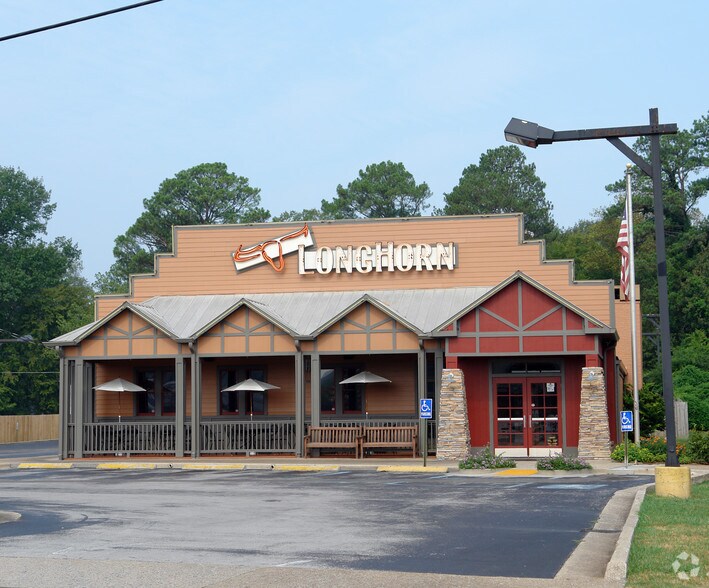 5771 Brainerd Rd, Chattanooga, TN à louer - Photo du bâtiment - Image 2 de 3