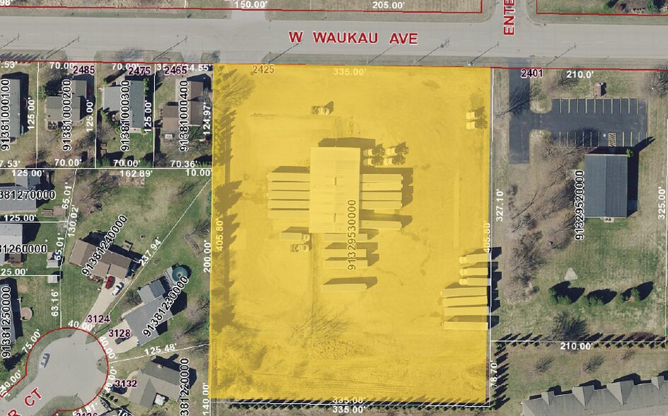 2425 W Waukau Ave, Oshkosh, WI à vendre - Photo du bâtiment - Image 2 de 3