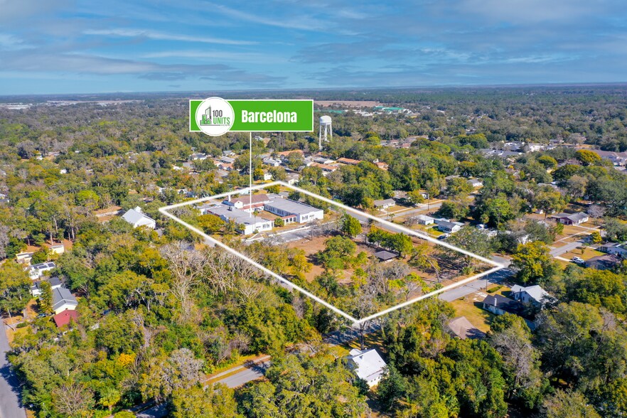 340 N Boston Ave, Deland, FL à vendre - Photo du bâtiment - Image 1 de 29