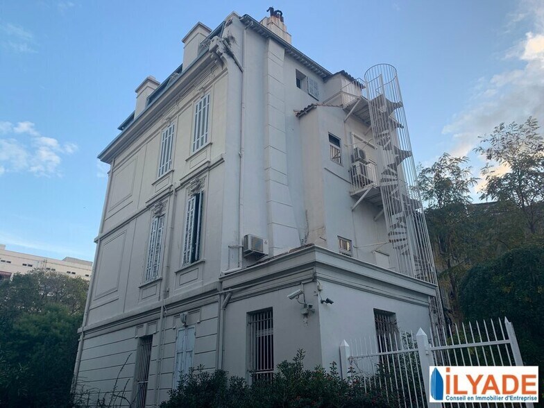 338 Avenue Du Prado, Marseille for sale - Building Photo - Image 2 of 3