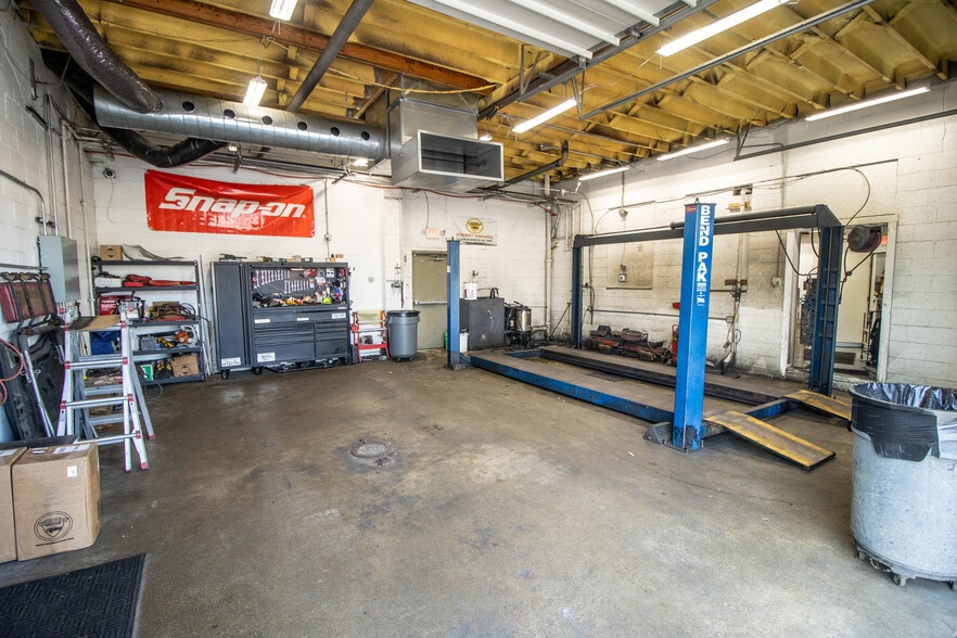 10185 N Saginaw Rd, Clio, MI for sale - Building Photo - Image 2 of 23