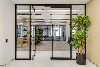 437 Madison Ave, New York, NY for lease Interior Photo- Image 1 of 12