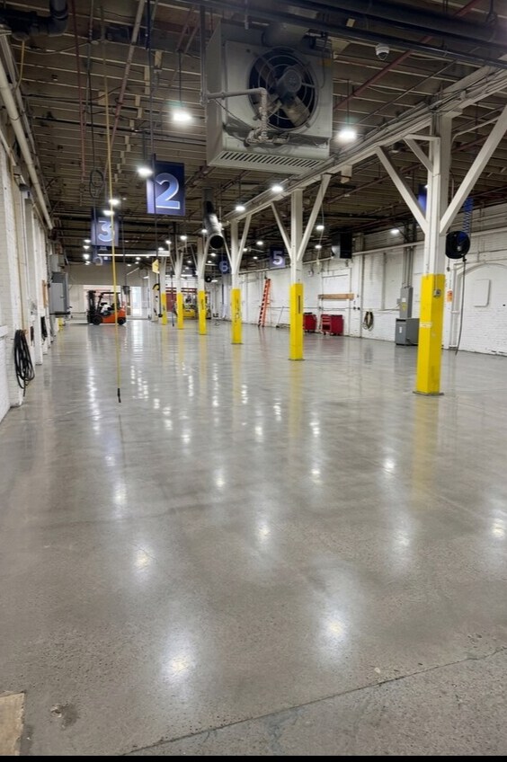 More details for 10 Dell Glen Ave, Lodi, NJ - Industrial for Lease