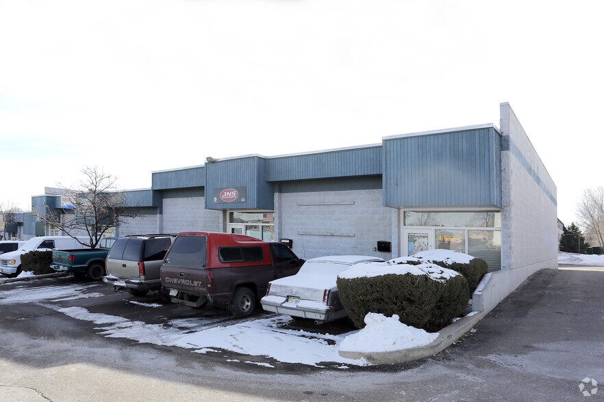 3315 Chelton Loop N, Colorado Springs, CO à vendre - Photo du bâtiment - Image 3 de 35