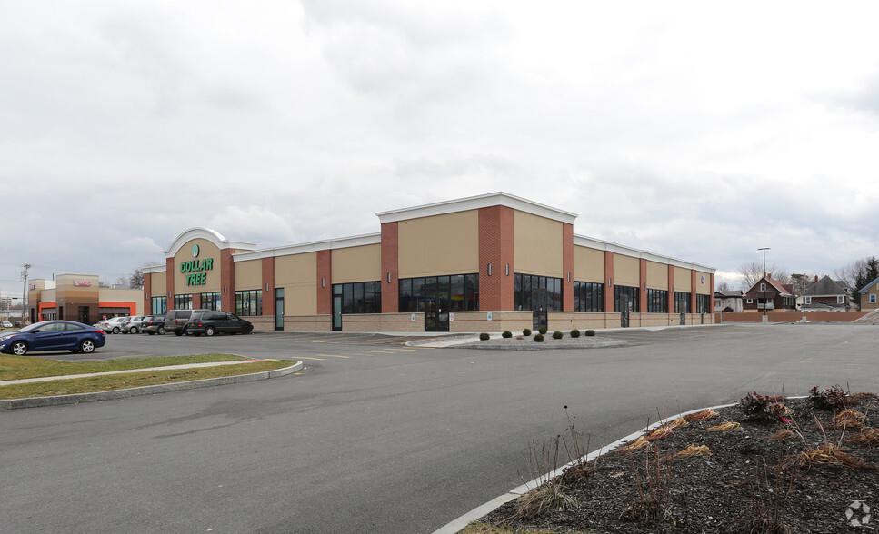 1001-1055 W Genesee St, Syracuse, NY à louer - Photo principale - Image 1 de 17