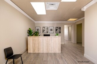 800 W Rock Creek Rd, Norman, OK for lease Interior Photo- Image 2 of 2