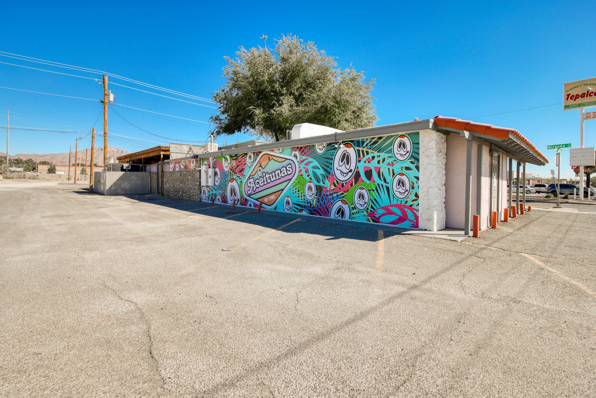 5200 Doniphan Dr, El Paso, TX à vendre Photo principale- Image 1 de 8