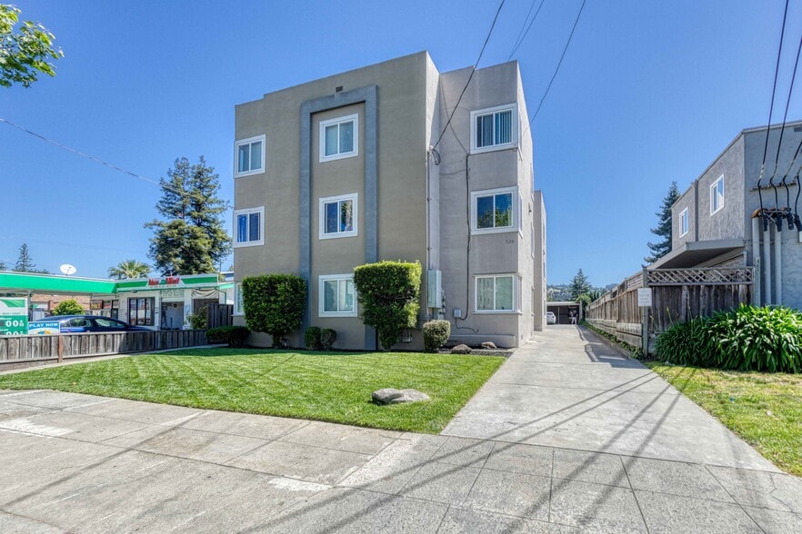 520 Bancroft Ave, San Leandro, CA for sale - Building Photo - Image 2 of 9