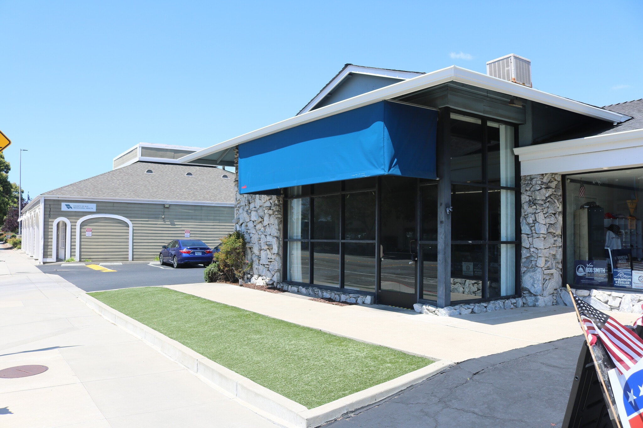 1300 E Grand Ave, Arroyo Grande, CA à louer Photo du bâtiment- Image 1 de 12