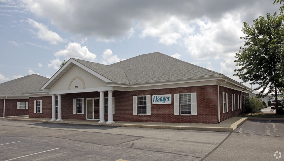 2118 Vadalabene Dr, Maryville, IL for lease - Building Photo - Image 2 of 11