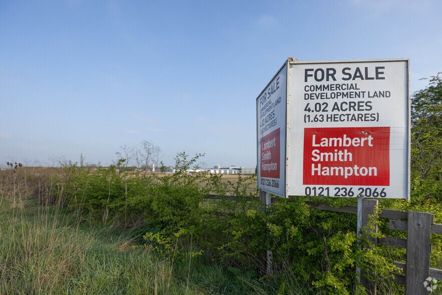 Gorse Ln, Fradley à vendre - Photo principale - Image 1 de 3
