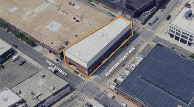 3030 Hunters Point Ave, Long Island City, NY - Aerial  map view