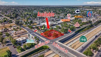 More details for 501 S Chinowth St, Visalia, CA - Retail for Lease
