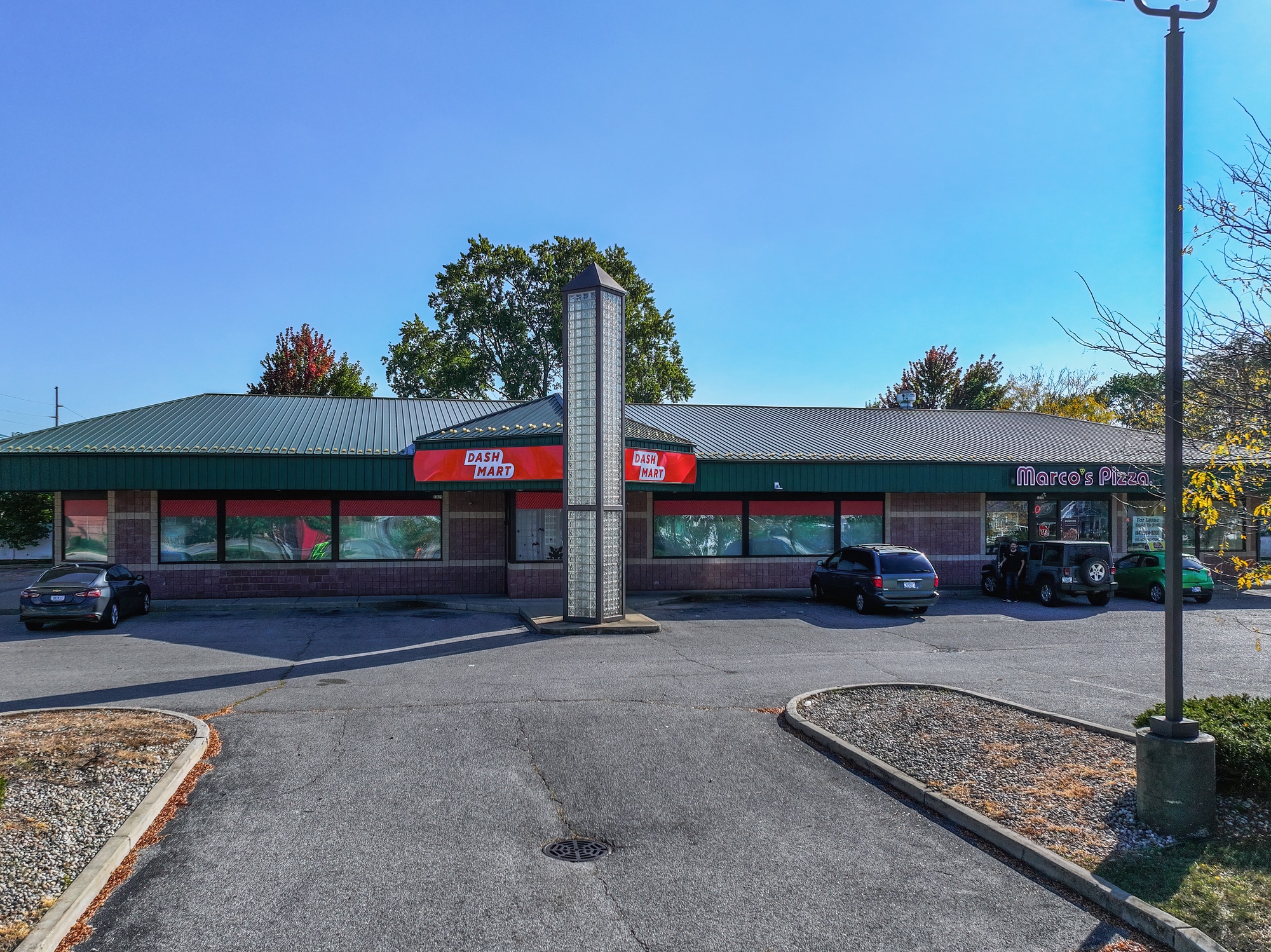 1315-1325 Milburn Blvd, Mishawaka, IN for lease Building Photo- Image 1 of 9