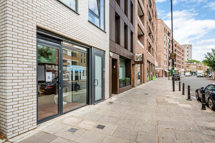 93 Hackney Rd, Londres à vendre - Photo du bâtiment - Image 2 de 13