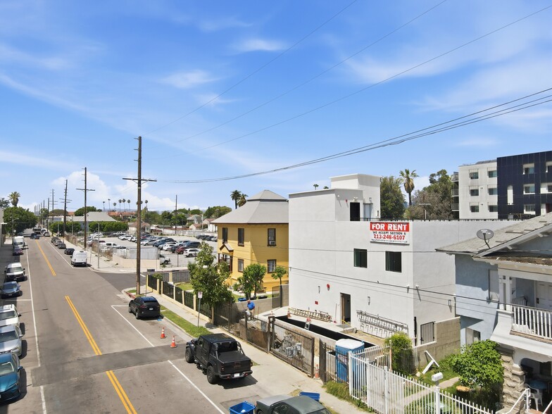 1009 E 29th St, Los Angeles, CA à vendre - Photo du bâtiment - Image 3 de 19