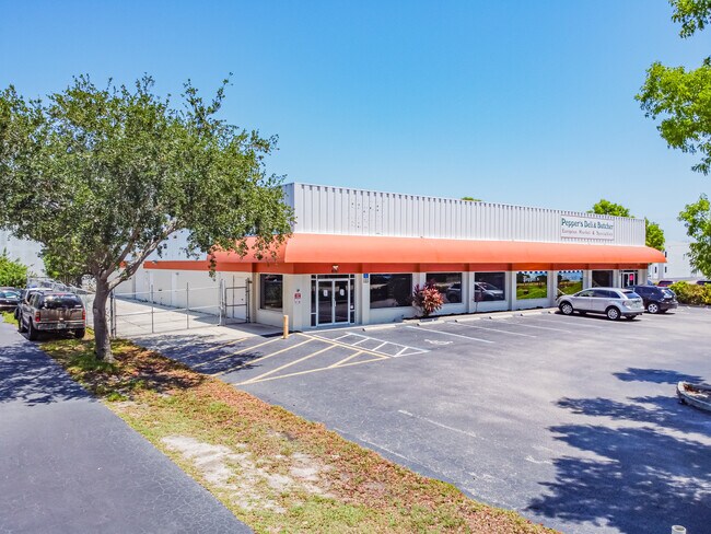 More details for 4472 Corporate Sq, Naples, FL - Industrial for Lease