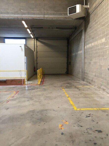 Industrial in Mitry-Mory for lease - Interior Photo - Image 3 of 5