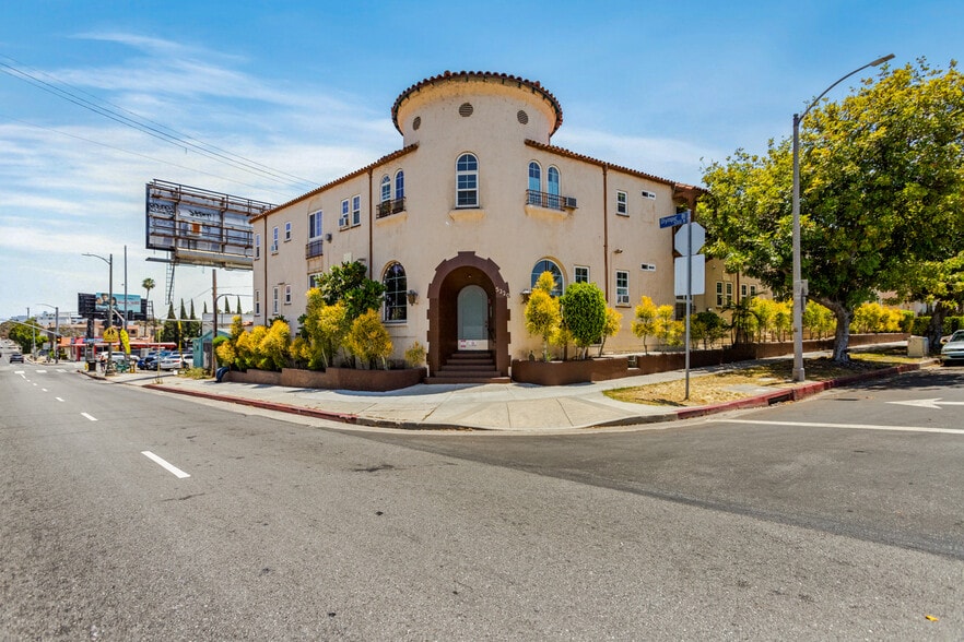 5320 W Olympic Blvd, Los Angeles, CA for sale - Building Photo - Image 1 of 8