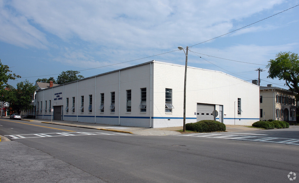 518 Broughton St, Savannah, GA for lease - Primary Photo - Image 1 of 2