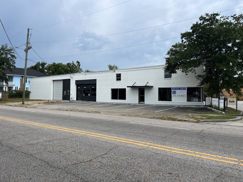 158 Michigan Ave, Mobile, AL for lease - Primary Photo - Image 1 of 7