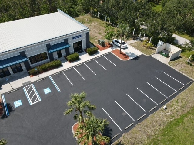 29291 Tribune Blvd, Punta Gorda, FL à vendre - Photo du bâtiment - Image 3 de 9