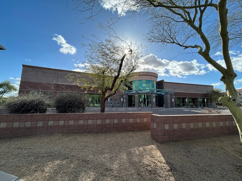 11630 N Tatum Blvd, Phoenix, AZ à louer - Photo du bâtiment - Image 3 de 13