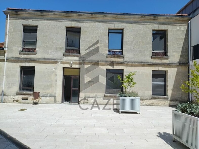 Bureau dans Talence à vendre - Photo du bâtiment - Image 1 de 6