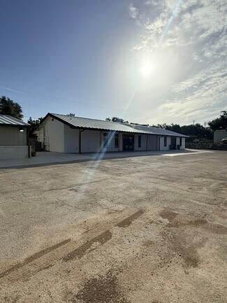 Plus de détails pour 22214 State Highway 71 W, Spicewood, TX - Commerce de détail à louer