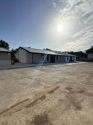 Plus de détails pour 22214 State Highway 71 W, Spicewood, TX - Commerce de détail à louer