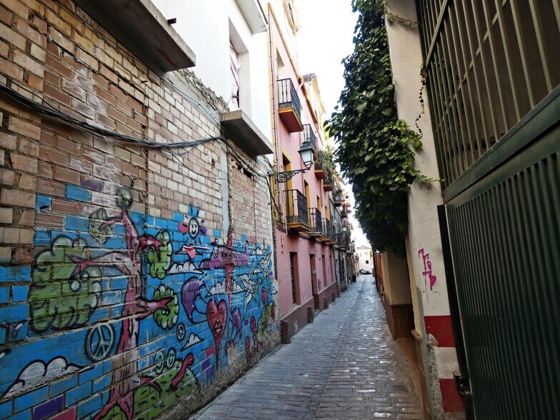 Immeuble residentiel dans Granada à vendre - Photo du bâtiment - Image 3 de 38