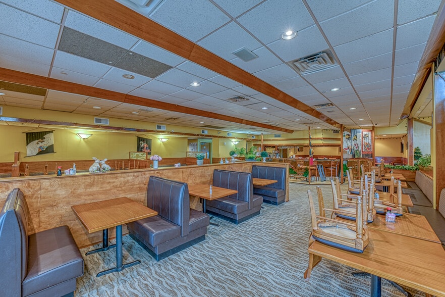 45 Hanover St, Lebanon, NH for lease - Interior Photo - Image 3 of 36