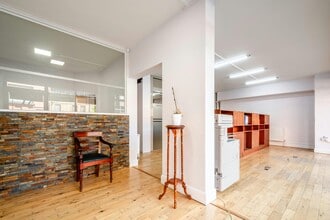 11-23 Downham Rd, London for lease Interior Photo- Image 2 of 11