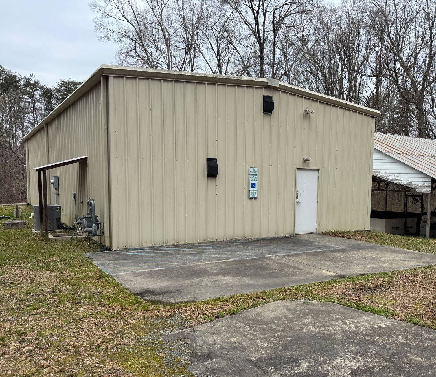 721 Burch Bridge Rd, Burlington, NC à vendre Photo principale- Image 1 de 6