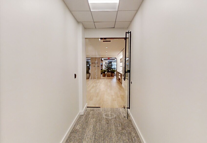 901 N Glebe Rd, Arlington, VA à louer - Numérisation 3D de Matterport - Image 2 de 11