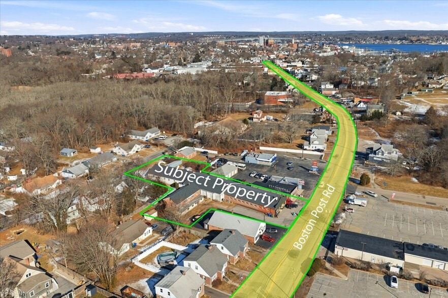 33 Boston Post Rd, Waterford, CT for sale - Building Photo - Image 2 of 19