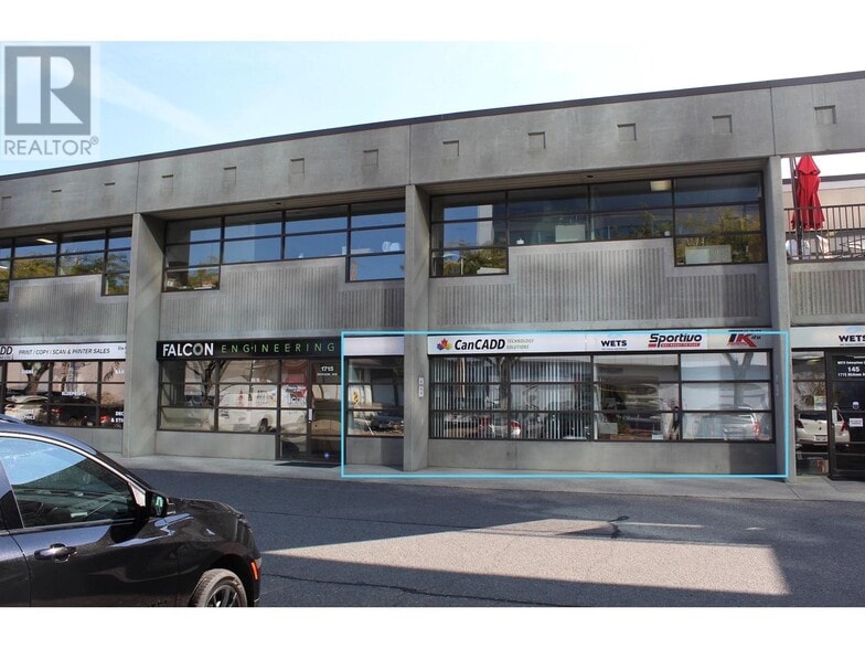 1715 Dickson Av, Kelowna, BC for lease - Primary Photo - Image 1 of 16