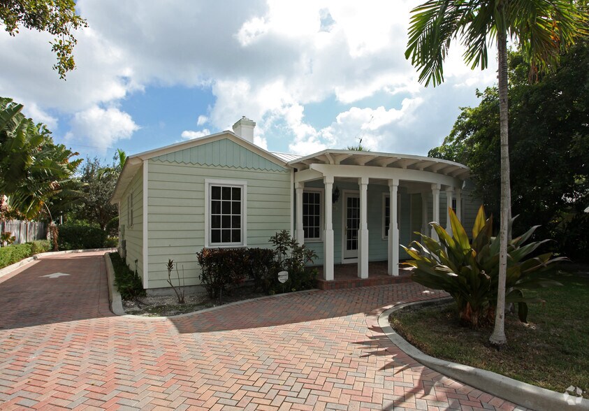 131 N Swinton Ave, Delray Beach, FL à louer - Photo principale - Image 2 de 11