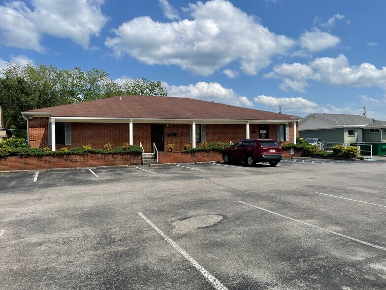 2327 Pansy St SW, Huntsville, AL for lease - Building Photo - Image 2 of 3