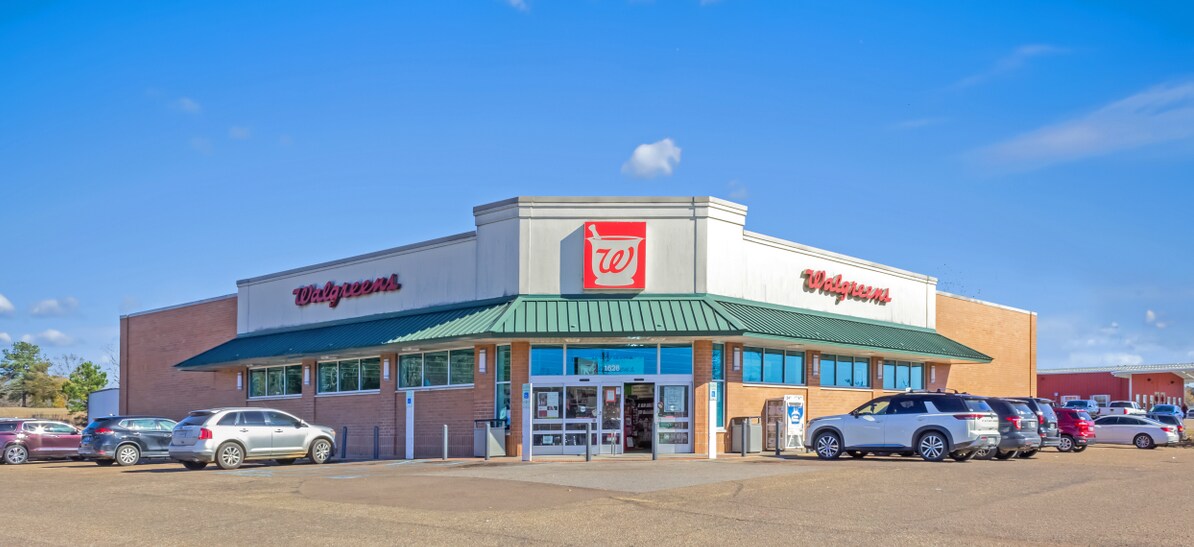 1628 Simpson Highway 49, Magee, MS à vendre Photo du bâtiment- Image 1 de 8