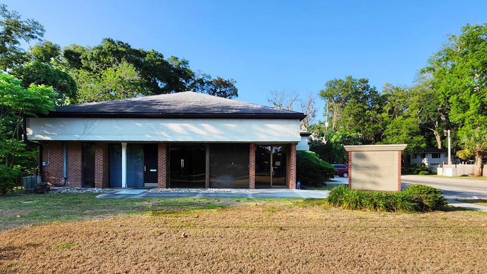 456 University Blvd N, Jacksonville, FL for lease - Building Photo - Image 1 of 3