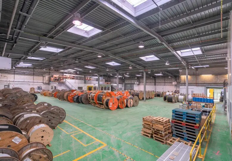 Industriel dans Palaiseau à louer - Photo du bâtiment - Image 2 de 4